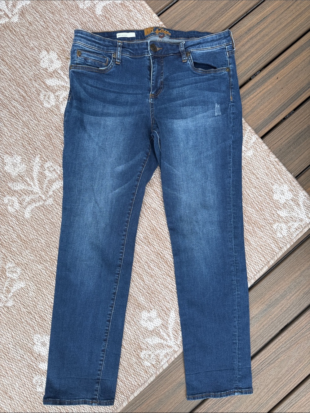 Kut from the Kloth Medium Dark Blue Straight Leg Jeans
